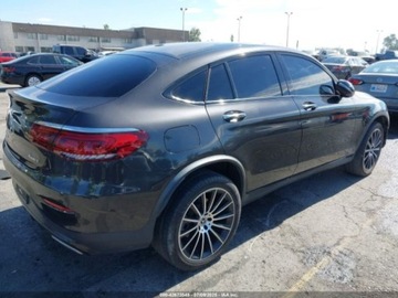 Mercedes GLC C253 2021 Mercedes-Benz GLC 300 4Matic Coupe 2021 2.0l 2.0 Benzyna 255KM, zdjęcie 5
