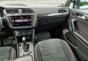 Volkswagen Tiguan II SUV 2.0 TDI 190KM 2020 Volkswagen Tiguan R-LINE 4MOTION DSG Navi Led 3xKlimatronik 2xPDC Alcantar, zdjęcie 14