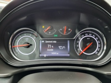 Opel Insignia I Sports Tourer Facelifting 2.0 CDTI ECOFLEX 120KM 2015 Opel Insignia 2.0D, 120KM, Niski przebieg, zdjęcie 17