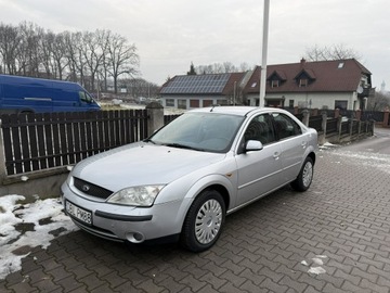 Ford Mondeo III Sedan 1.8 16V 125KM 2001