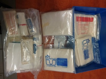 Автомобильная аптечка Citroen с треугольной аптечкой и аксессуарами