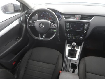 Skoda Octavia III Kombi 2.0 TDI 150KM 2016 Skoda Octavia 2.0 TDI, Salon Polska, Serwis ASO, zdjęcie 6