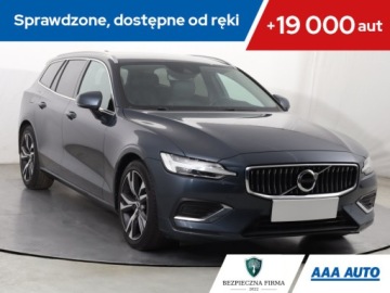 Volvo V60 II  Kombi 2.0 T4 190KM 2020 Volvo V60 T4 2.0, Salon Polska, 1. Właściciel