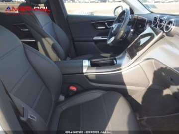 Mercedes GLC C254/X254 2024 Mercedes-Benz GLC 2024 Mercedes-Benz GLC GLC 300 4MATIC SUV 2.0 Benzyna, zdjęcie 8