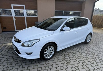 Hyundai i30 I Hatchback 1.4 109KM 2010 Hyundai i30 Rej.03.2011 1,4 109KM LPG Klimatronik 1.4 BenzynaLPG 109KM, zdjęcie 10
