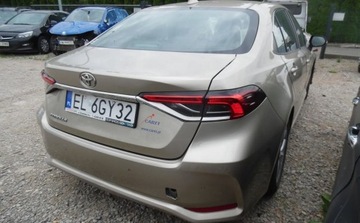 Toyota Corolla XII Sedan 1.5 VVT-i 125KM 2022 Toyota Corolla I rej. 042023r, Salonowa, 1.5 Benzyna, Uszkodzony przod. VA, zdjęcie 3