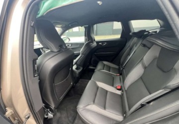 Volvo XC60 II 2023 Volvo XC 60 Automat Elektryczna klapa 4x4 2.0 Diesel 197KM, zdjęcie 19