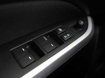 Suzuki Vitara III SUV 1.6 VVT 120KM 2015 Suzuki Vitara navi kamera tempomat klima-auto, zdjęcie 30