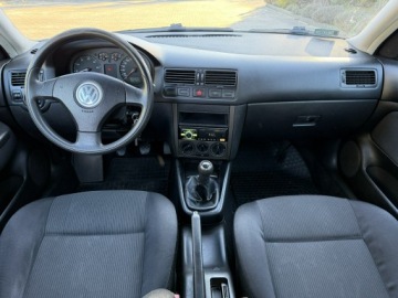 Volkswagen Bora Sedan 1.6 16V 105KM 2003 Volkswagen Bora Manual | Krajowy| Po rozrządzie |, zdjęcie 7