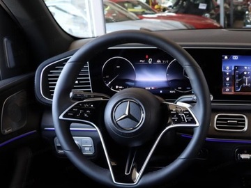 Mercedes GLE V167 SUV Facelifting 2.0 300d 269KM 2025 MERCEDES-BENZ GLE 300 d 4-Matic AMG Line 2.0 (269KM) 2025, zdjęcie 6
