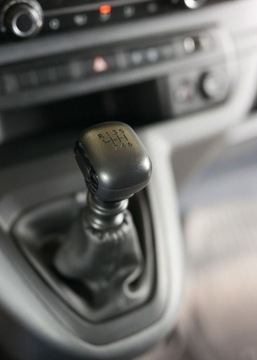 Toyota Proace II 2022 Toyota Proace Verso Kombi 2.0 D-4D Long 2.0 Diesel 145KM, zdjęcie 25