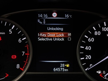 Nissan Micra V 0.9 IG-T 90KM 2017 Nissan Micra Tekna / Kamera 360° / LED / 1 właścic, zdjęcie 31