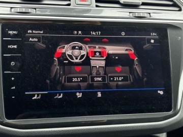 Volkswagen Tiguan II SUV Facelifting 2.0 TDI 200KM 2021 Volkswagen Tiguan R-line Kamery 360 HarmanKardon Zawieszenie DCC ACC Faktu, zdjęcie 28