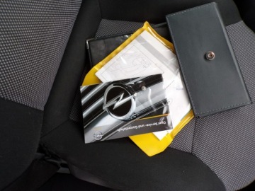 Opel Zafira B 1.8 ECOTEC 140KM 2011 Opel Zafira Klima /I właści /1,8 /140KM /2011r, zdjęcie 30