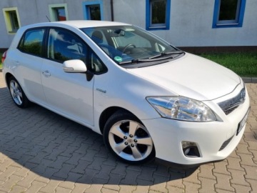 Toyota Auris I Hatchback 5d Facelifting 1.8 HSD 136KM 2011 Toyota Auris 1.8 Hybrid Life Klima Bezwypadek Serwis Pewny przebieg 1.8, zdjęcie 1