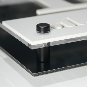 Адресная табличка с номером дома для 3D дома