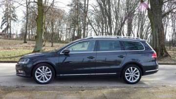 Volkswagen Passat B7 Variant 2.0 TDI CR DPF BlueMotion 170KM 2012 PASSAT .. Panorama .. Klimatronik .. Kamera .. Nawigacja .. 2 x PDC .., zdjęcie 26