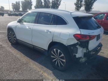 Mercedes GLA II 2023 Mercedes-Benz GLA 2023 Mercedes-Benz GLA 250 SUV 2.0 Benzyna 221KM, zdjęcie 2