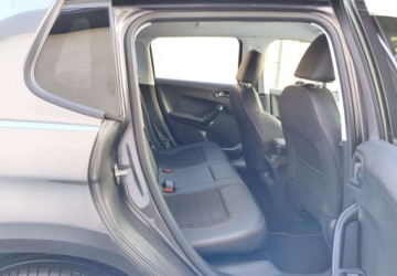 Peugeot 2008 I SUV Facelifting 1.2 PureTech 110KM 2019 Peugeot 2008 Peugeot 2008 PureTech 110 StopampStart EAT6 GT-Line Edition, zdjęcie 23