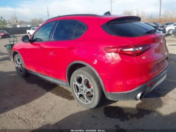 Alfa Romeo Stelvio SUV 2.0 Turbo 280KM 2018 Alfa Romeo Stelvio 2018 r., 2,0L SPORT AWD 2.0 Benzyna 280KM, zdjęcie 3