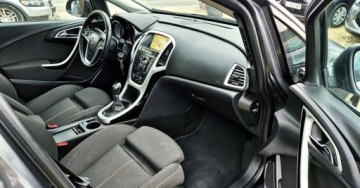 Opel Astra J Hatchback 5d 1.4 Turbo ECOTEC 120KM 2011 Opel Astra BENZYNA NAWIGACJA sportowe fotele super okazja polecamy, zdjęcie 34