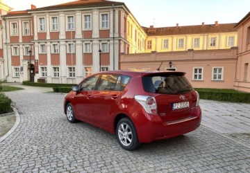 Toyota Verso Minivan 2.0 D-4D 126KM 2010 Toyota Verso Toyota Verso 2.0 D-4D Sol plus 2.0 Diesel 126KM, zdjęcie 3
