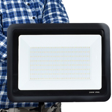 MOCNA ZEWNĘTRZNA LAMPA LED WODOODPORNA IP65 200W