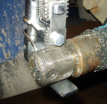 НАРЕЗНОЕ УСТРОЙСТВО ДЛЯ ПРАВКИ ТРУБНОЙ РЕЗЬБЫ ОСЕЙ и т.п.