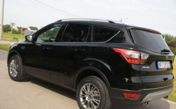 Ford Kuga II 2017 Ford Kuga Ford Kuga 1.5 TDCi 2x4 Trend 1.5 Diesel 120KM, zdjęcie 11
