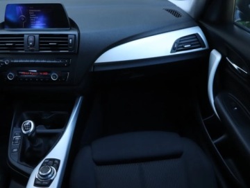 BMW Seria 1 F20-F21 Hatchback 5d 120d 184KM 2012 BMW 1 120d, 181 KM, Navi, Xenon, Klima, zdjęcie 7