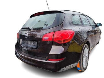 OPEL ASTRA IV J 09- KOMBI VÍKO KUFRU ZADNÍ NÁRAZNÍK PDC SVĚTLA KPL BARVA Z41C