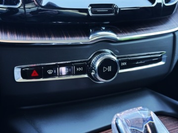 Volvo XC60 II 2023 Volvo XC 60 B4 D AWD Plus Dark | Serwis ASO | Salo, zdjęcie 16