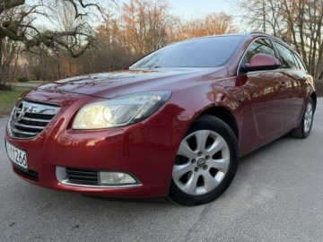 Opel Insignia I Sports Tourer 2.0 CDTI ECOTEC 160KM 2009 Opel Insignia Cosmo Sport Tour 2.0 CDTI 160KM Navi
