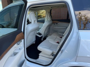 Volvo XC90 II 2021 Volvo XC 90 2.0 benzyna 250 KM automat 4x4 zarej w PL niski przebieg, zdjęcie 13