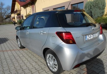 Toyota Yaris III Hatchback 5d Facelifting 1.0 VVT-i 69KM 2014 Toyota Yaris Toyota Yaris III BenzynaLPG 70KM, zdjęcie 5