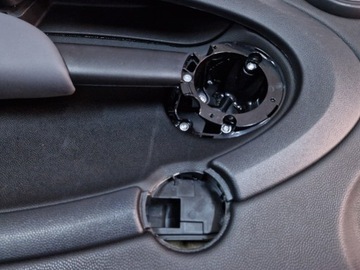 Mini Cooper R56 — Обивка Дверная панель СПРАВА — ЧЕРНЫЙ + КОЖА