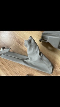 Центральный бардачок, накладки на пороги, рабочий стол BMW E82 E87