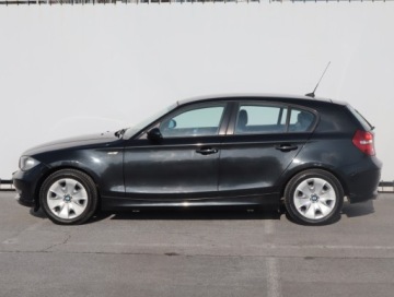 BMW Seria 1 E81/E87 Hatchback 5d E87 1.6 116i 122KM 2007 BMW 1 116i, Klima, Parktronic, zdjęcie 2