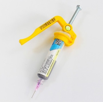 Effortless solder paste gun booster maintenance solder paste push rod