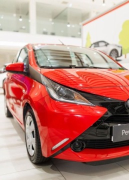 Toyota Aygo II Hatchback 5d 1.0 VVT-i 69KM 2017 Toyota Aygo 1.0 VVT-i X-play Benzyna 69KM, zdjęcie 7