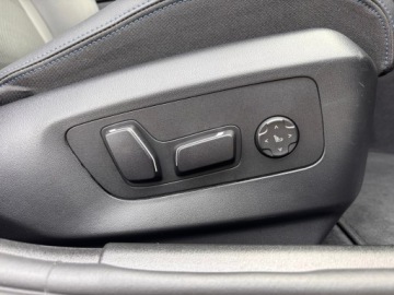 BMW Seria 5 G90-91 Touring 2.0 520d 197KM 2025 BMW 520 BMW 520 M Pakiet,M Pro,komfort,IconicGlow,, zdjęcie 14