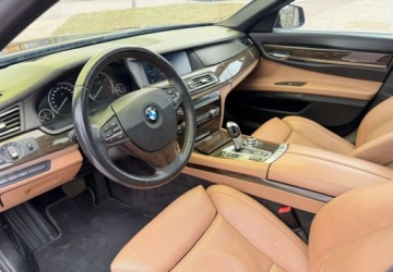 BMW Seria 7 F01 Sedan 730d 245KM 2008 BMW Seria 7 BMW Seria 7 730d 3.0 Diesel 245KM, zdjęcie 2