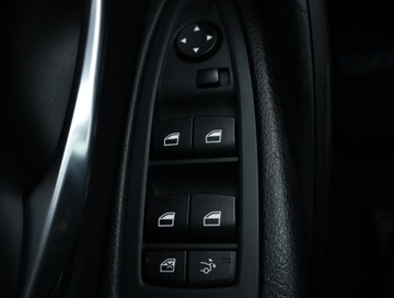 BMW Seria 3 F30-F31-F34 2014 BMW 3GT 318d GT, Skóra, Xenon, Bi-Xenon, Klima, zdjęcie 22