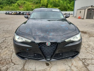 Alfa Romeo Giulia II Sedan Facelifting 2.0 Turbo 280KM 2021 Alfa Romeo Giulia Sport 2021 2.0l 2.0 Benzyna 280KM, zdjęcie 5