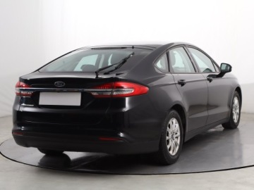 Ford Mondeo V Liftback Facelifting 2.0 EcoBlue 150KM 2019 Ford Mondeo 2.0 EcoBlue, Salon Polska, Klima, zdjęcie 4