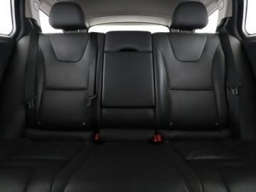 Volvo V60 I Kombi Facelifting 2.0 D2 DRIVE-E 120KM 2018 Volvo V60 FV23%, Czujniki, Navi, Aut.klima,, zdjęcie 17