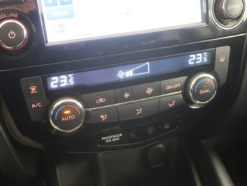 Nissan Qashqai II Crossover 1.2 DIG-T 115KM 2014 Nissan Qashqai 1.2 DIG-T, Salon Polska, zdjęcie 11