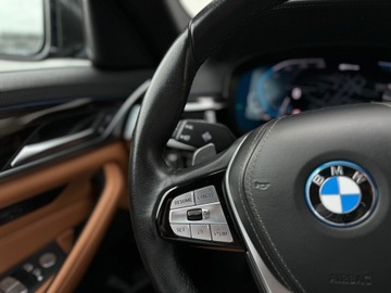 BMW Seria 5 G30-G31 2021 BMW 530 530e 184KM Plug-in Hybryda, Luxury Line, G, zdjęcie 25