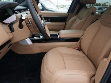 Land Rover Range Rover V SWB 4.4 P535 530KM 2025 Range Rover 4.4 V8 P530 Autobiography (530KM) 2025, zdjęcie 3