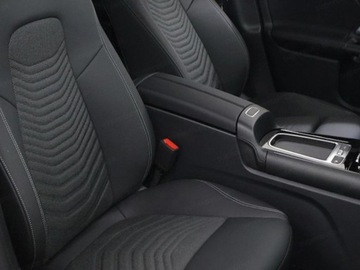 Mercedes GLB SUV 2.0 220d 190KM 2025 GLB 220 d 4-Matic Progressive 2.0 (190KM) 2025, zdjęcie 3